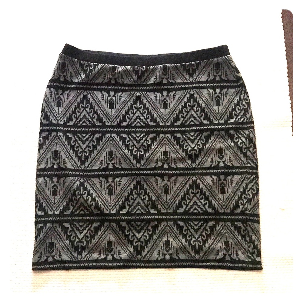 Karen Kane skirt